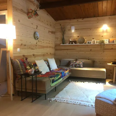 Forest Lounge Petit Mesnil